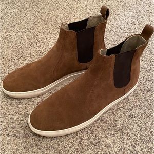 Men’s Banana Republic suede shoes 10.5